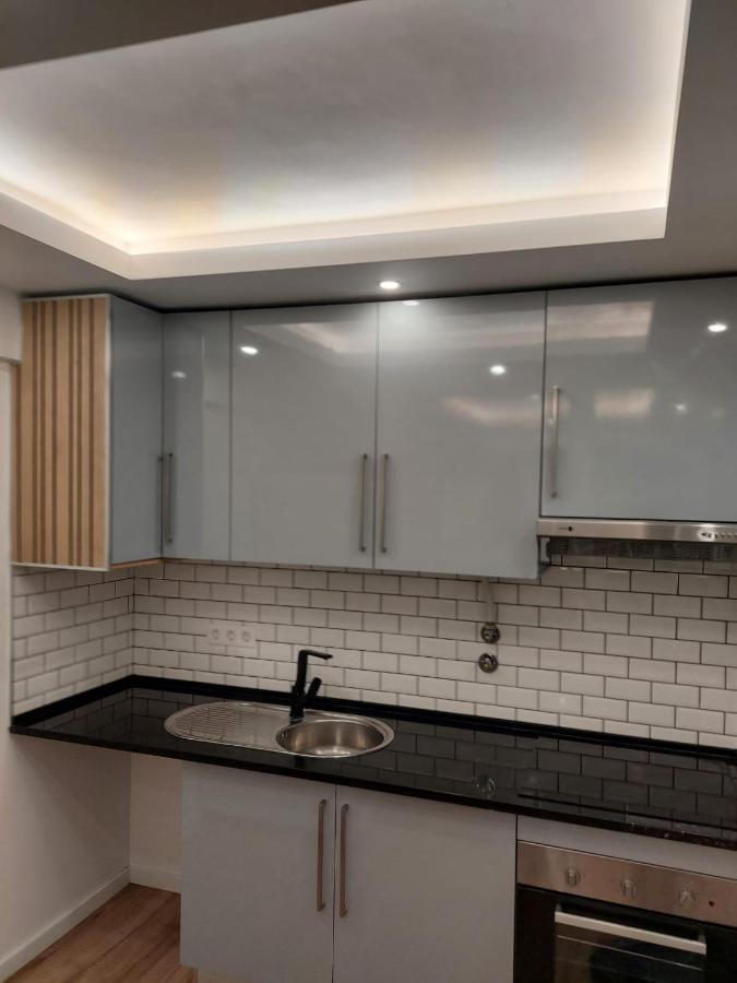 Lisbon South Bay Rooms Алмада Екстериор снимка