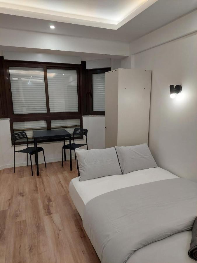 Lisbon South Bay Rooms Алмада Екстериор снимка